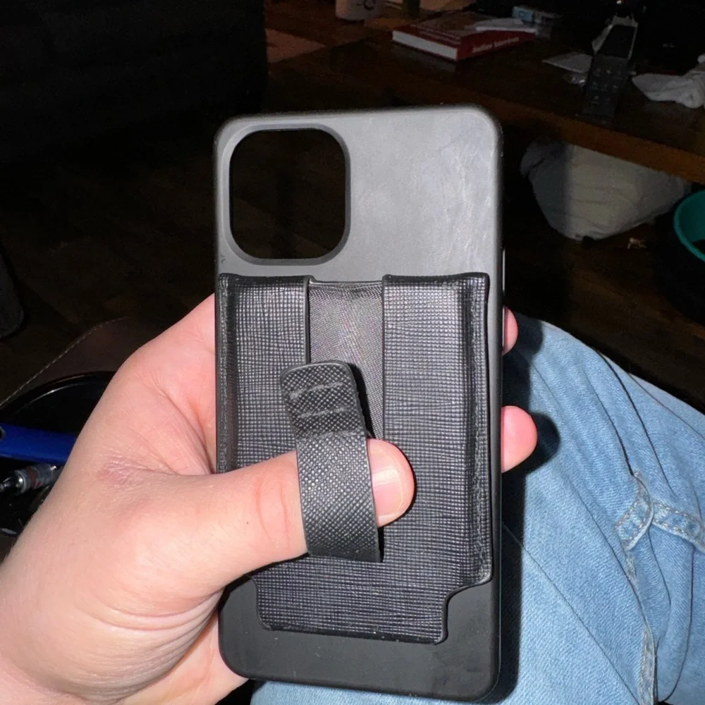 Magbak case & wallet/cardholder. Like new. Black.